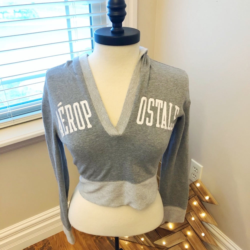 Cropped hoodie